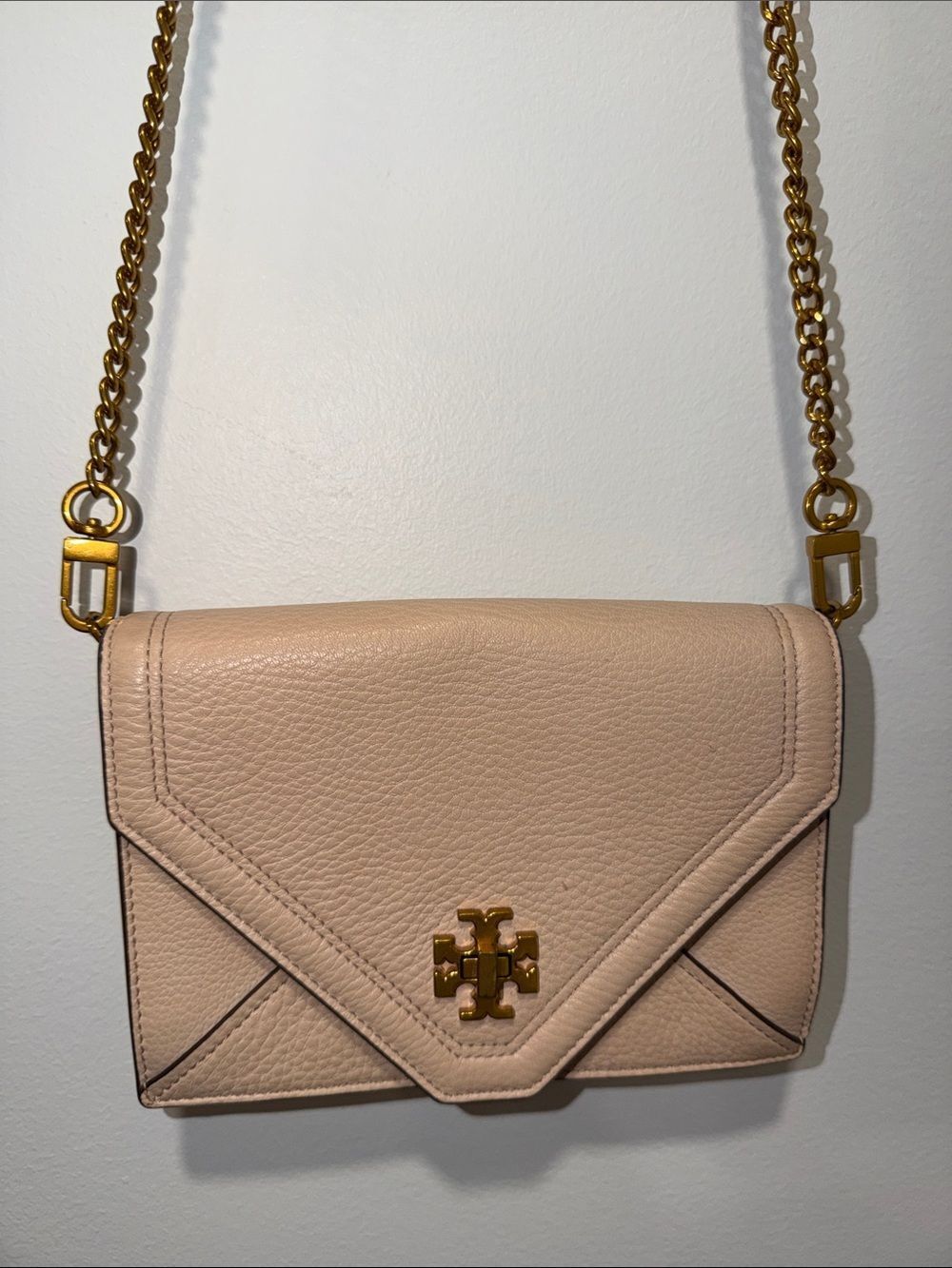 Tory Burch Kira Nude Leather Envelope Chain Link Small Crossbody Bag Purse